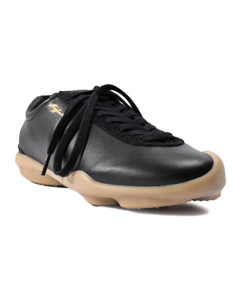 Wayfinder - Black/Gum