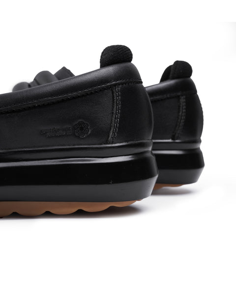 UpTown - Black / Gum