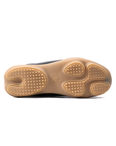 Wayfinder - Black/Gum